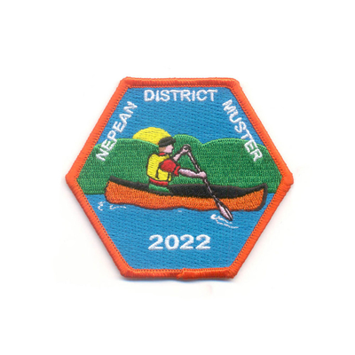 Logo Haftowane naszywki sportowe Merrowed Prasować na na piesze wycieczki na kempingu